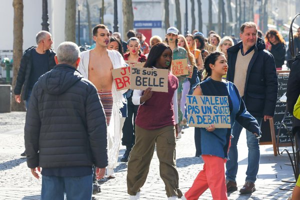Maîtriser la pose de panneaux solaire avec photo ecologie