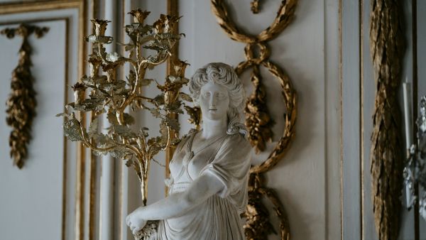 Statue de décoration intérieure, sculpture &amp; statuette : élégance et qualité