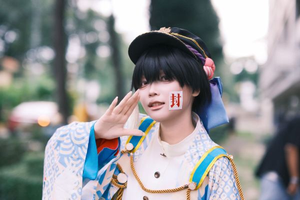Votre Chemin vers le Cosplay Idéal : Réalisez le Costume Parfait de Votre Héros d'Anime Adoré